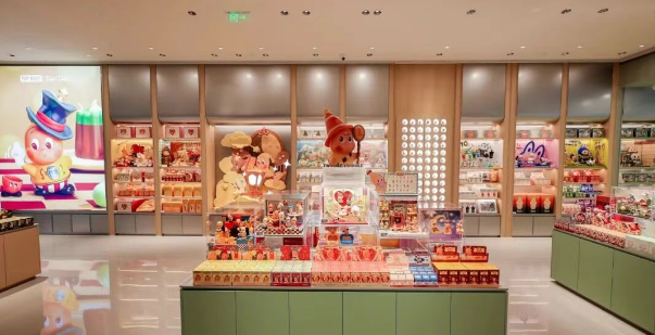 潮玩地标 快乐来袭 泡泡玛特抖圈·(中国)人生就是搏!MALL旗舰店盛大启幕！